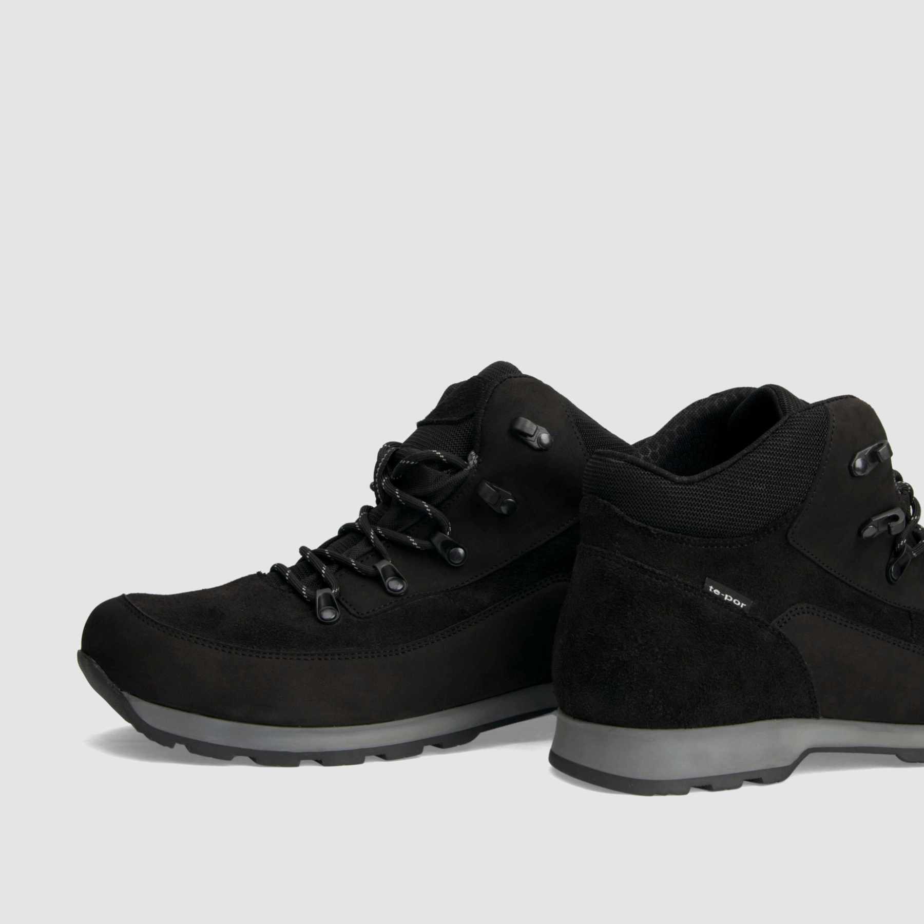 TAPI A-9165 trekking boot, black nubuck leather