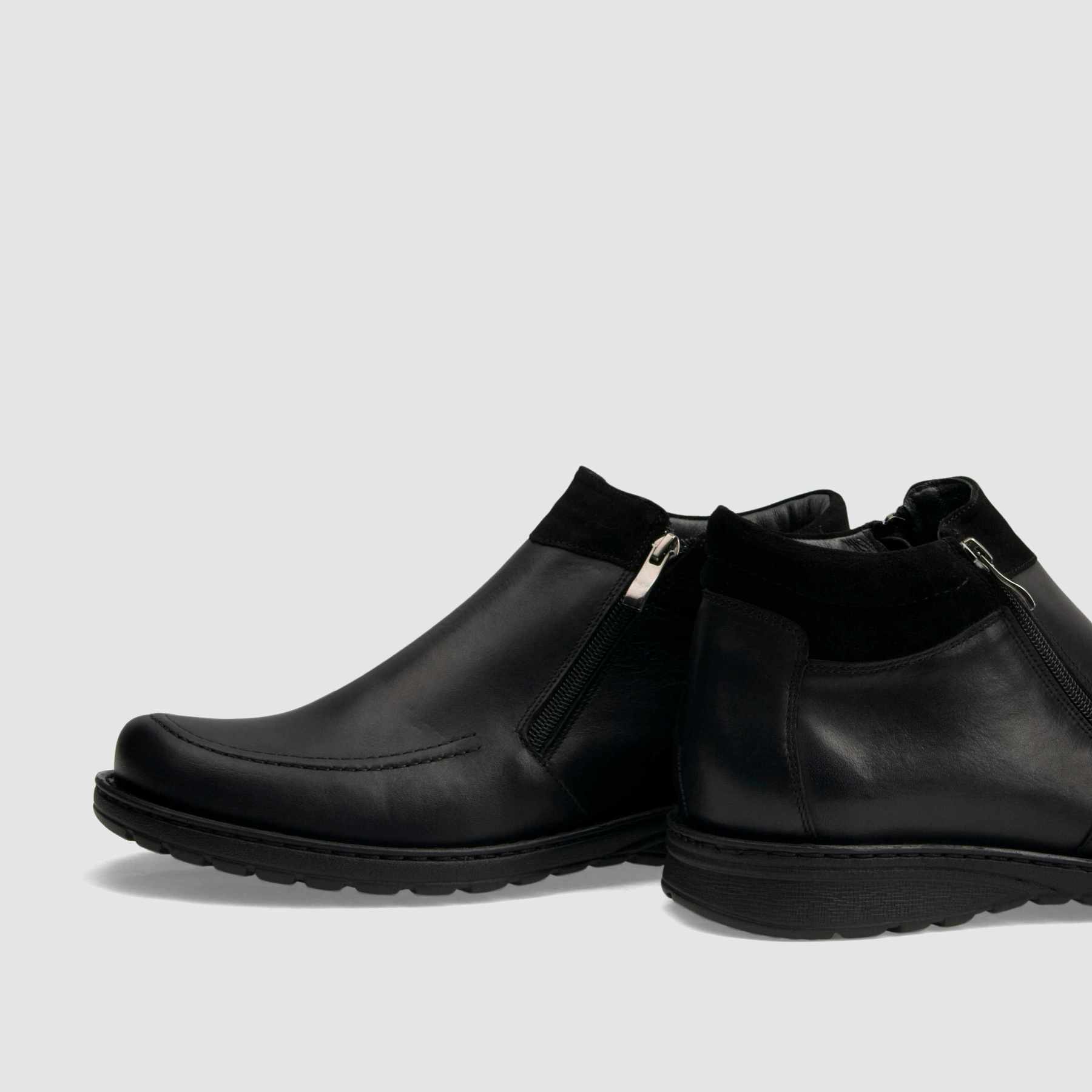 Casual ankle boot TAPI A-2467 black grain leather