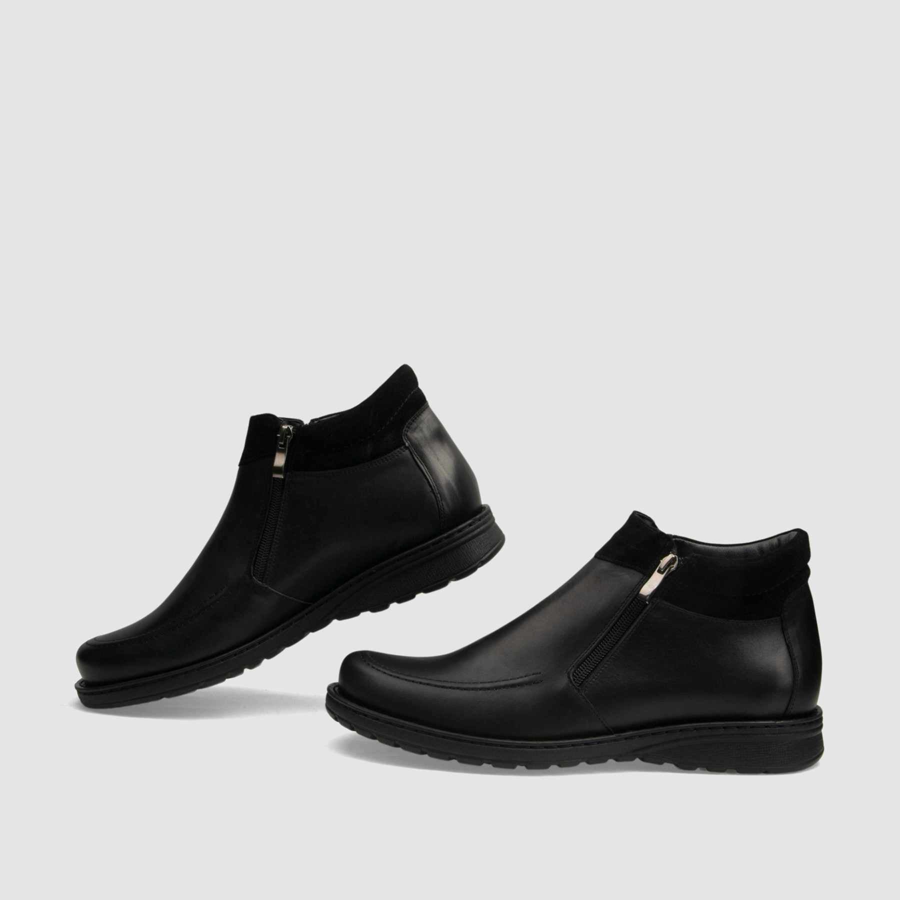 Casual ankle boot TAPI A-2467 black grain leather