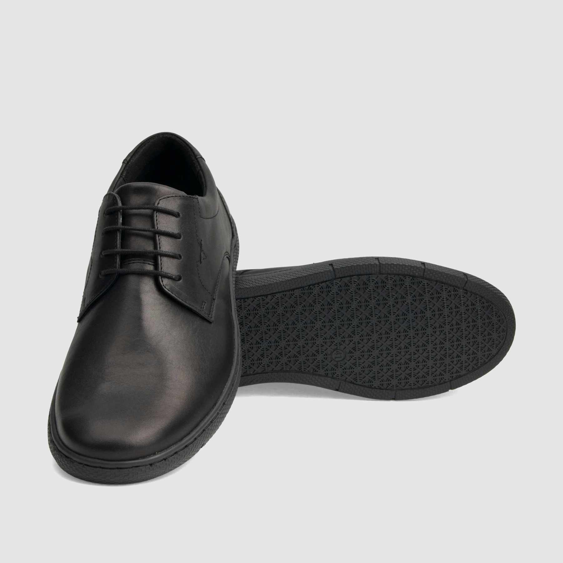 Casual shoe TAPI A-7264 black grain leather