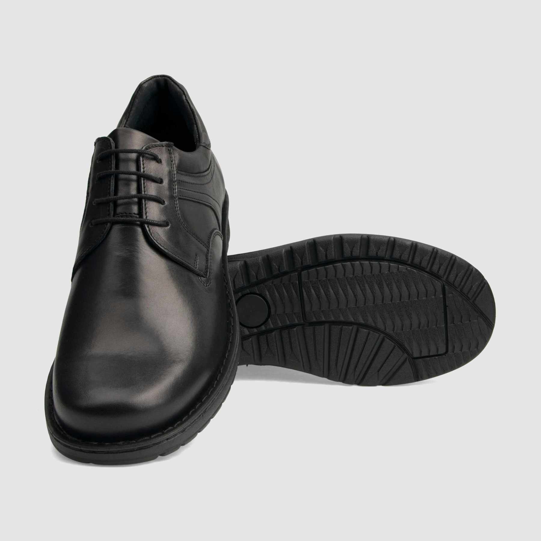 Casual shoe TAPI A-7272 black grain leather