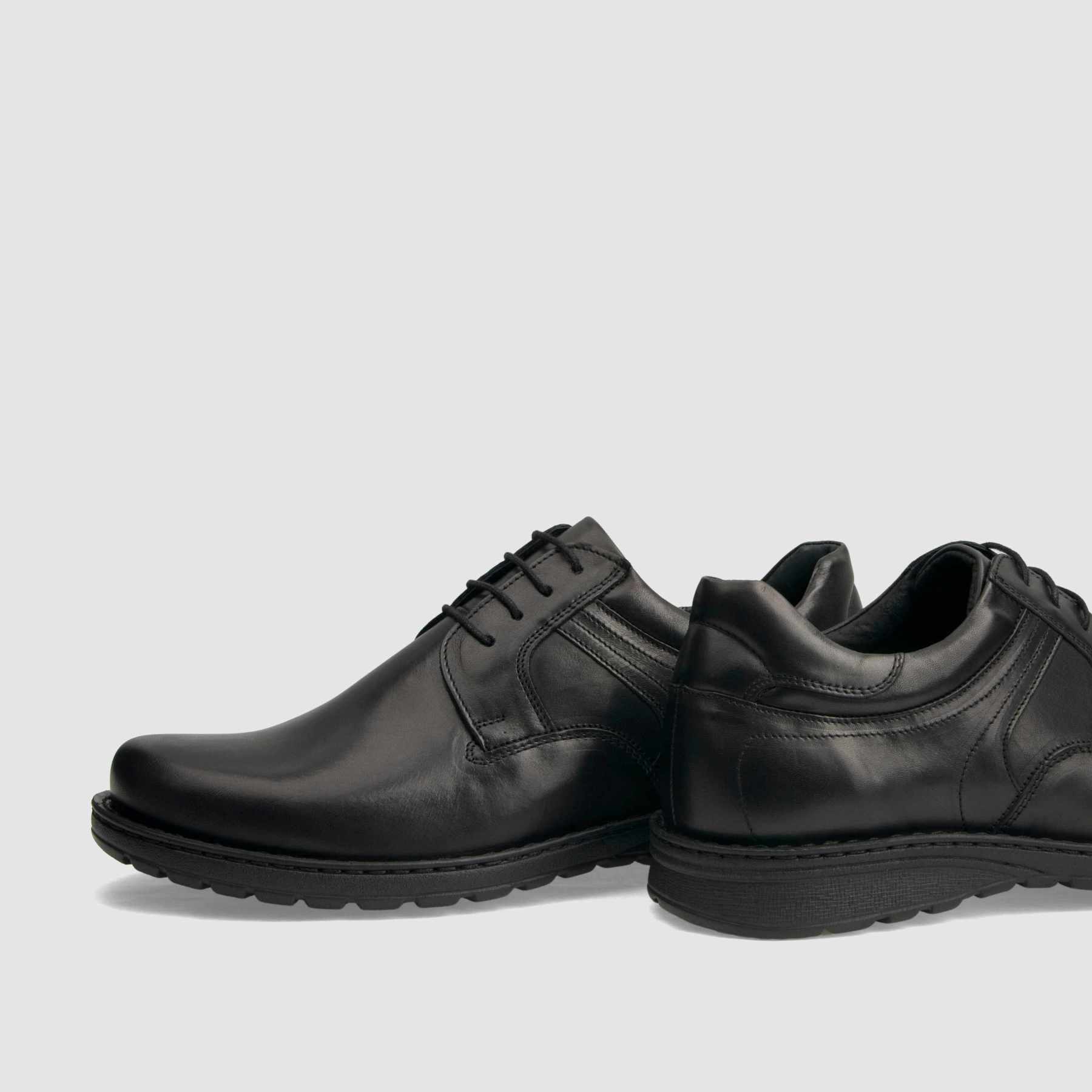 Casual shoe TAPI A-7272 black grain leather