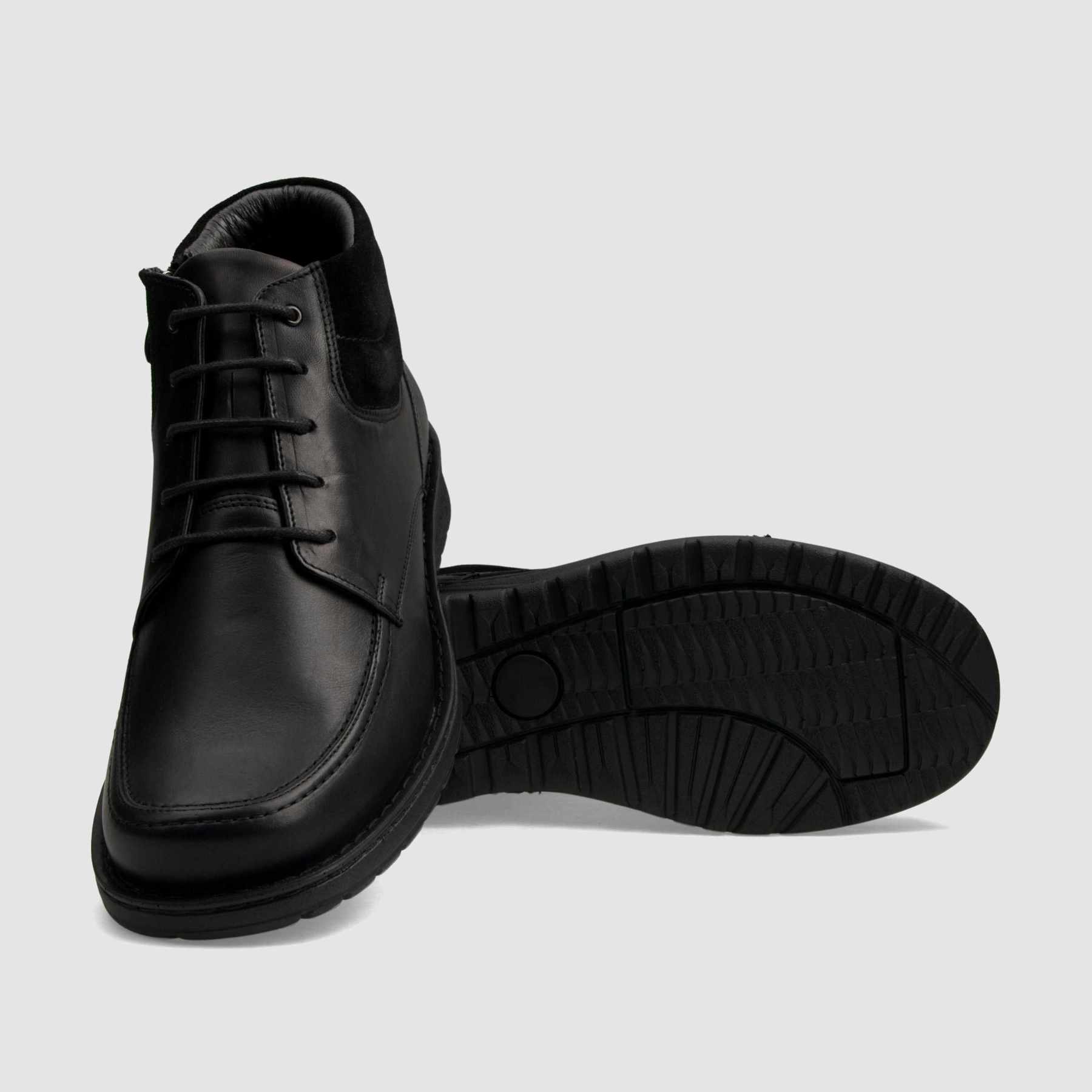 Casual shoe TAPI B-2468 black grain leather