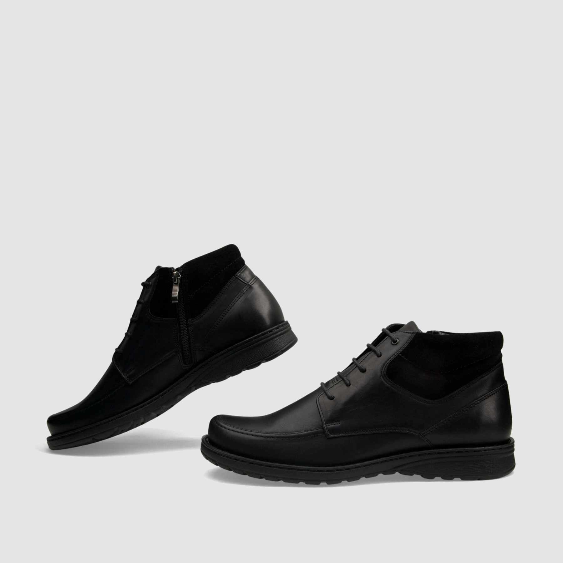Casual shoe TAPI B-2468 black grain leather