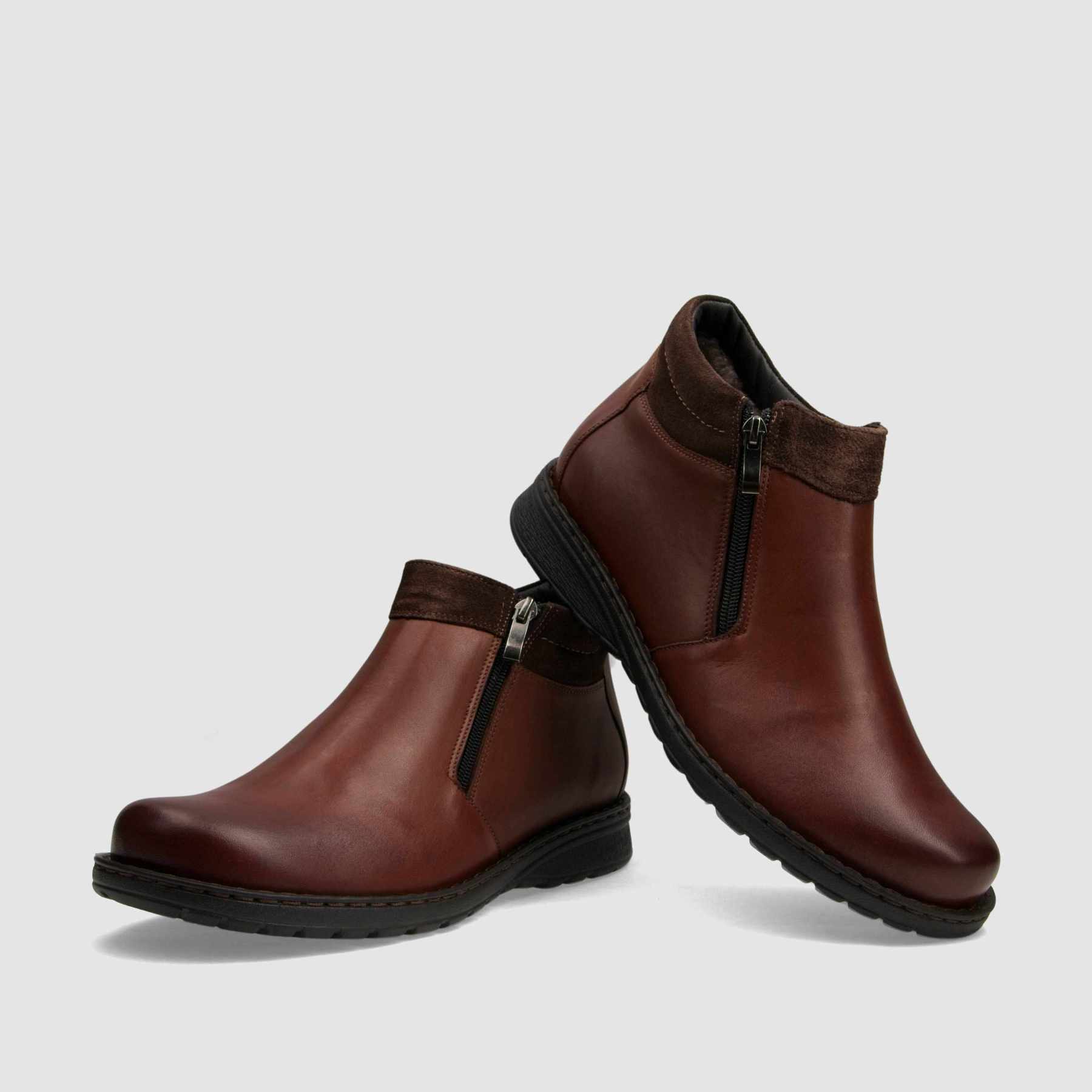 Casual ankle boot TAPI F-2470 brown smooth leather