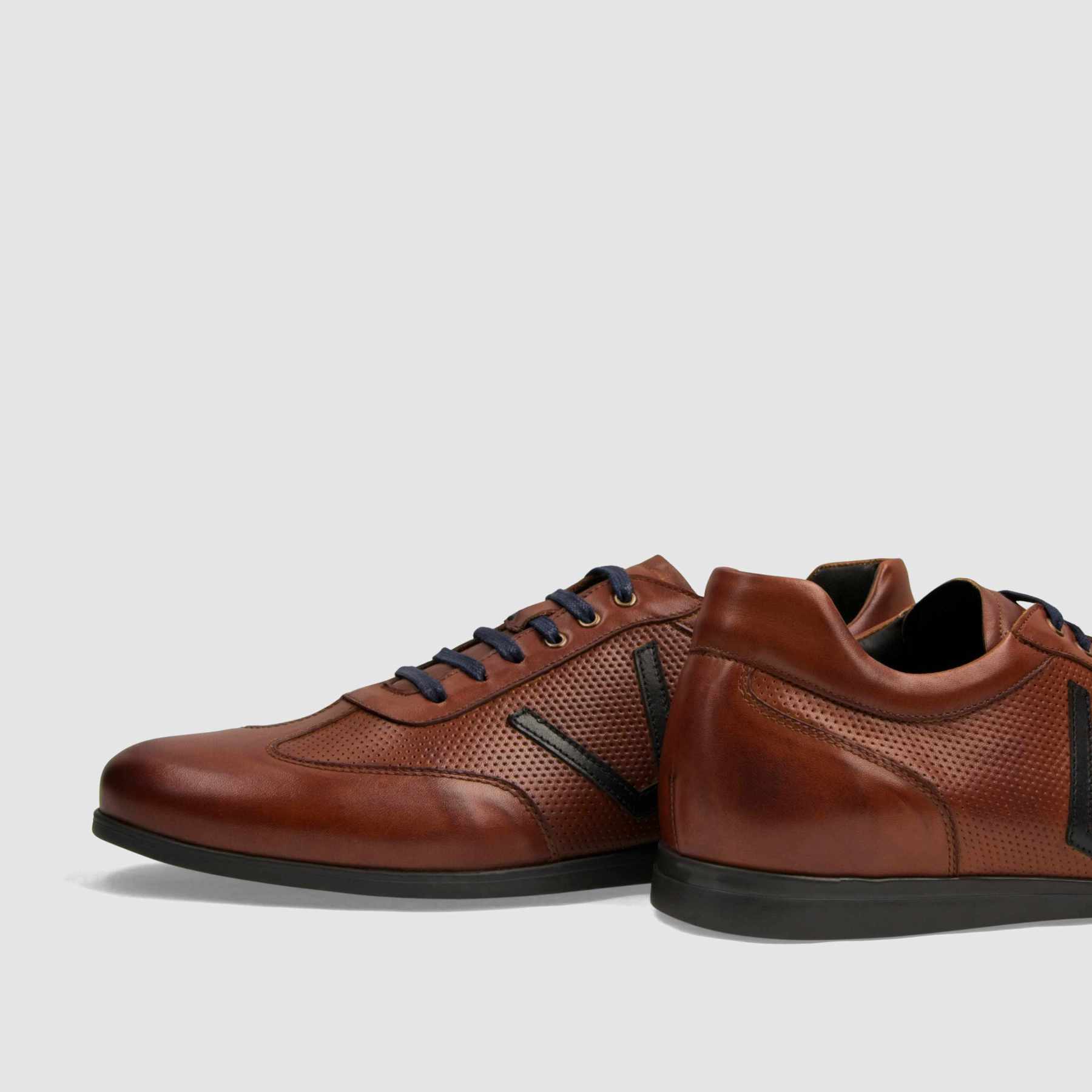 Trampki TAPI A - 7636 brązowa licowa skóra z tłoczeniem - TAPI nero - Sneakersy i sportowe - Brązowy - 5