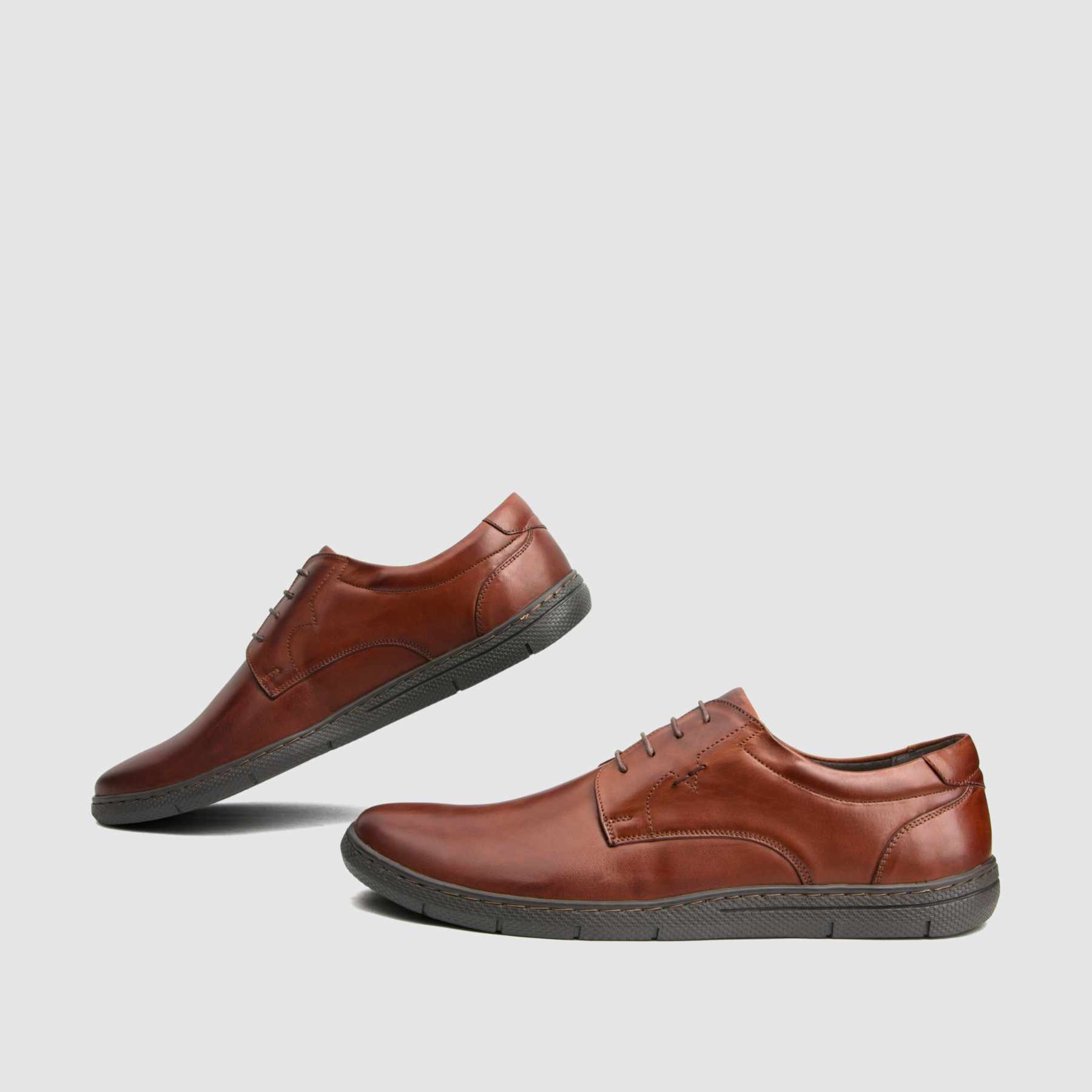 Casual shoe TAPI B-7264 brown smooth leather