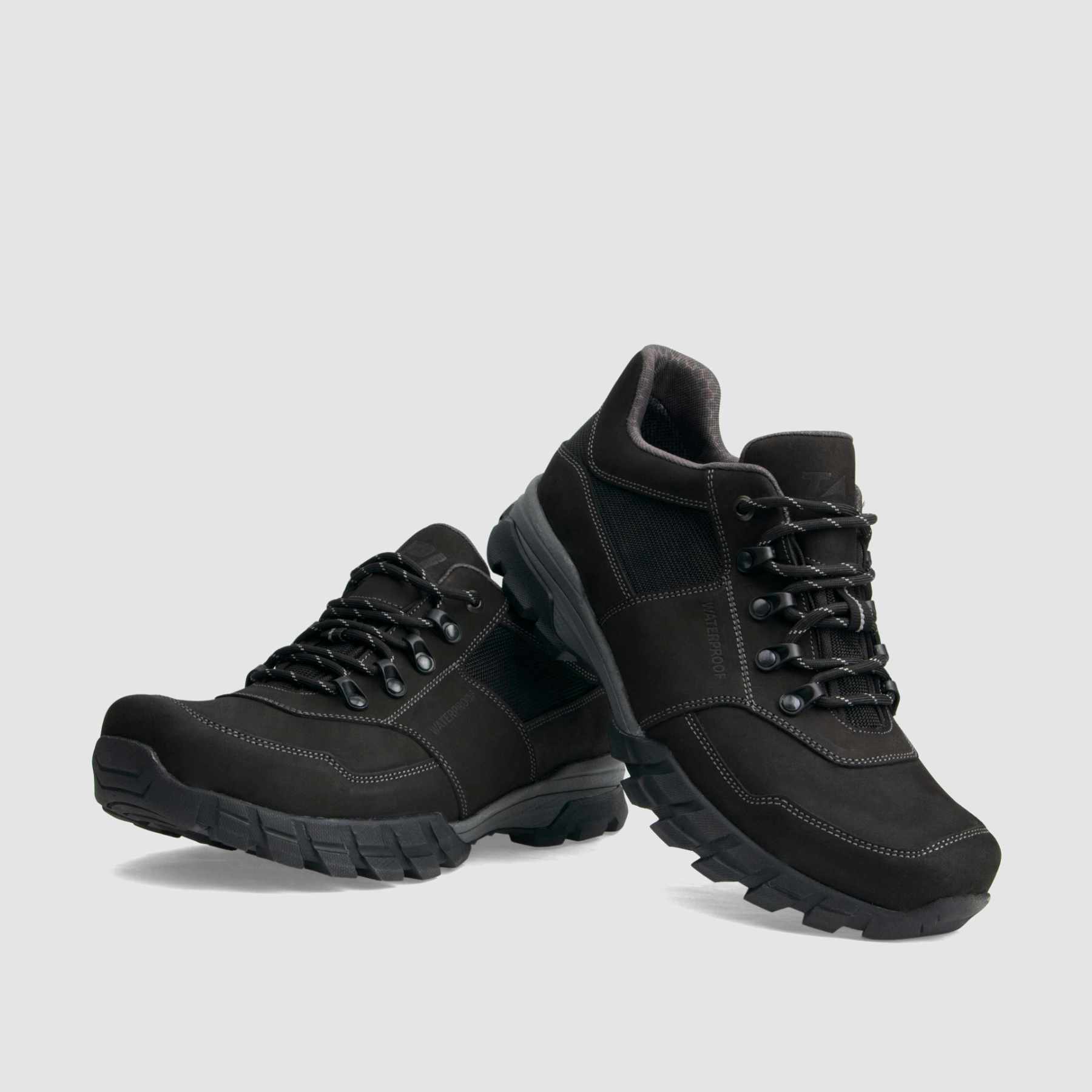 TAPI A-9155 trekking shoes, black oiled leather, waterproof 