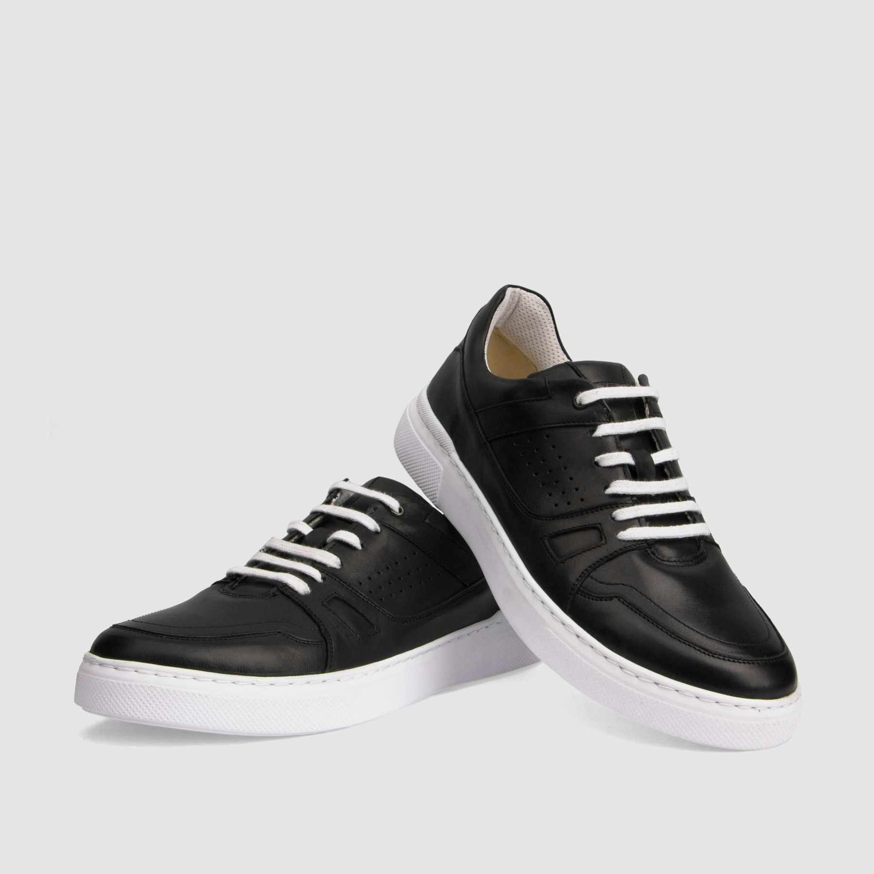 TAPI sneakers E-7363 black smooth leather