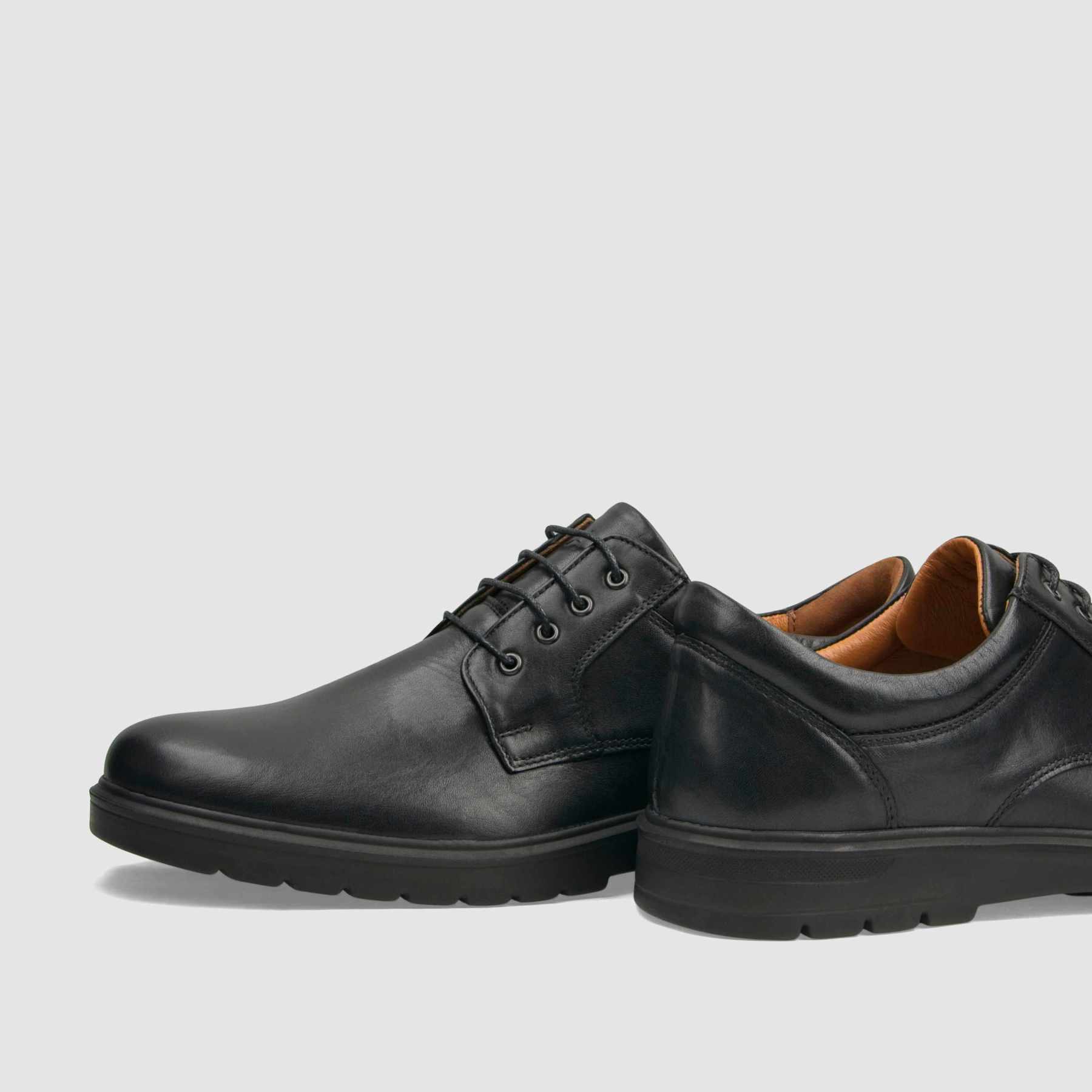 Casual shoe TAPI A-7399 black grain leather 