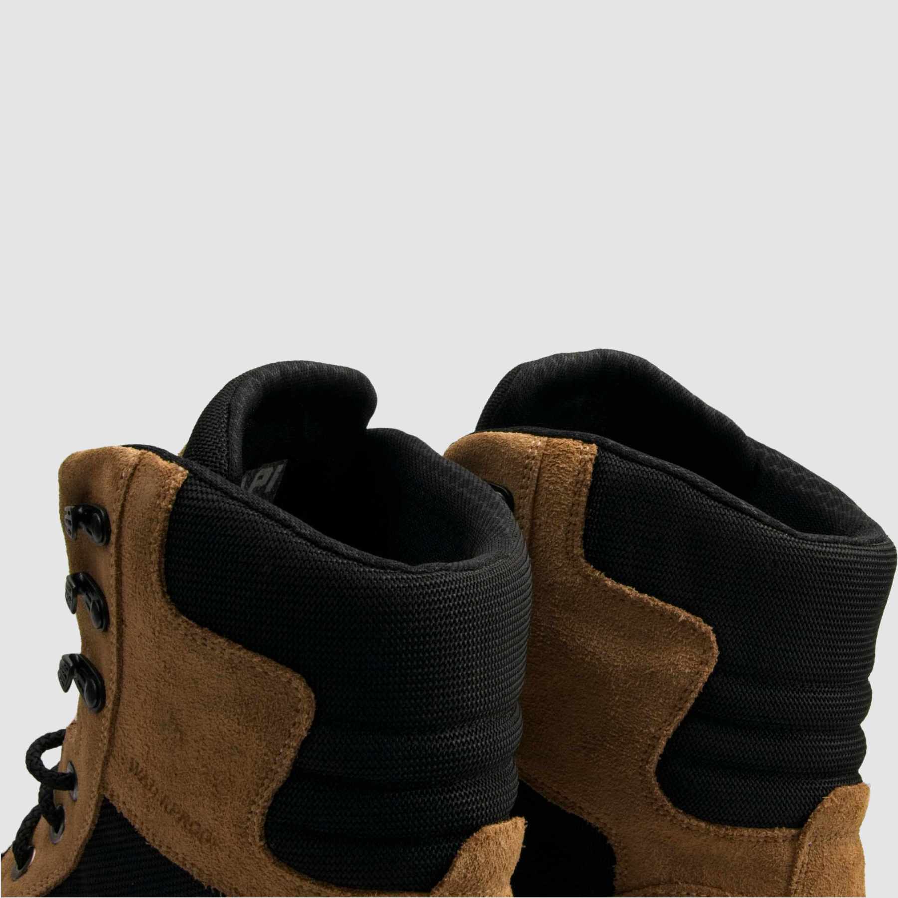 TAPI B-9146 trekking boot, beige, waterproof velour